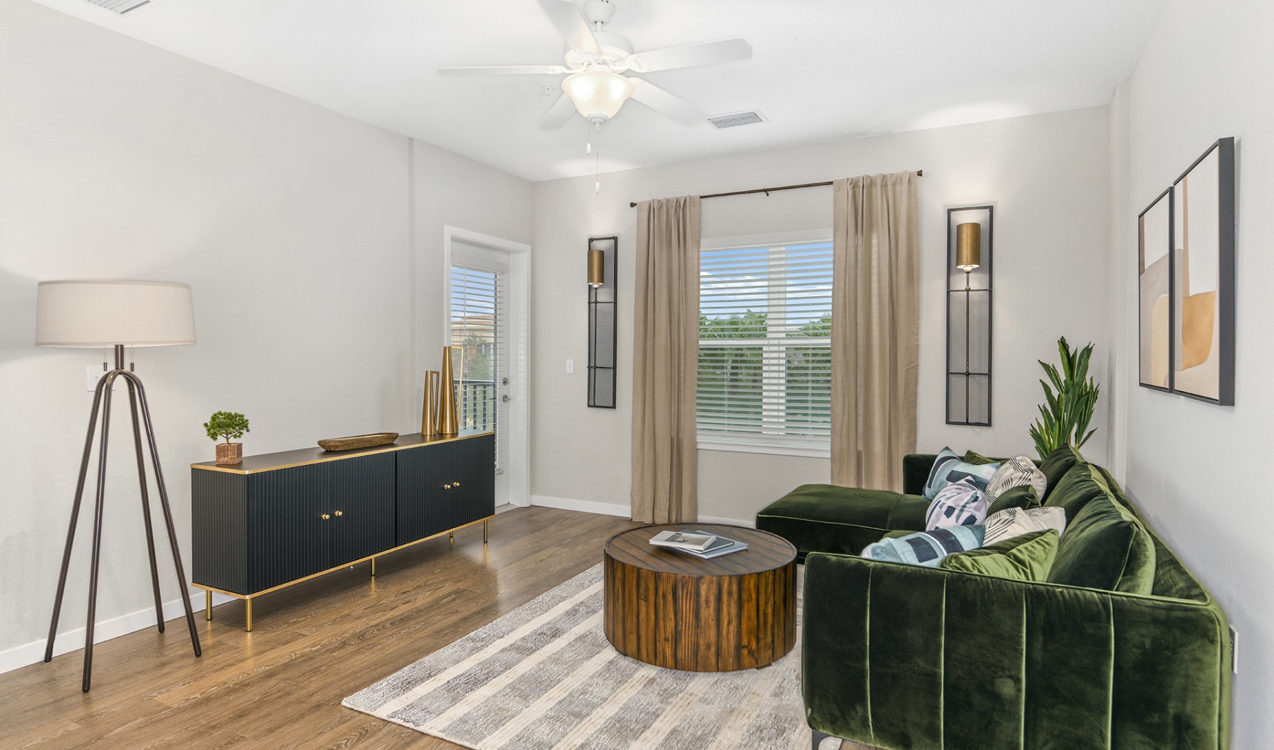 Luxury Orlando Apartments For Rent | Parkside at Avalon Park